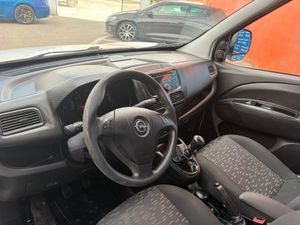 Opel Combo Tour Selective 1.6 CDTI 105 CV Stop&Start  5 plazas  - Foto 13