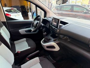 Citroën Berlingo Talla M BlueHDi 100 S&S Feel  - Foto 27