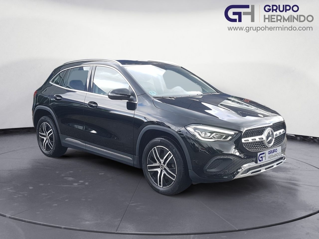 Mercedes GLA 200 D   - Foto 1