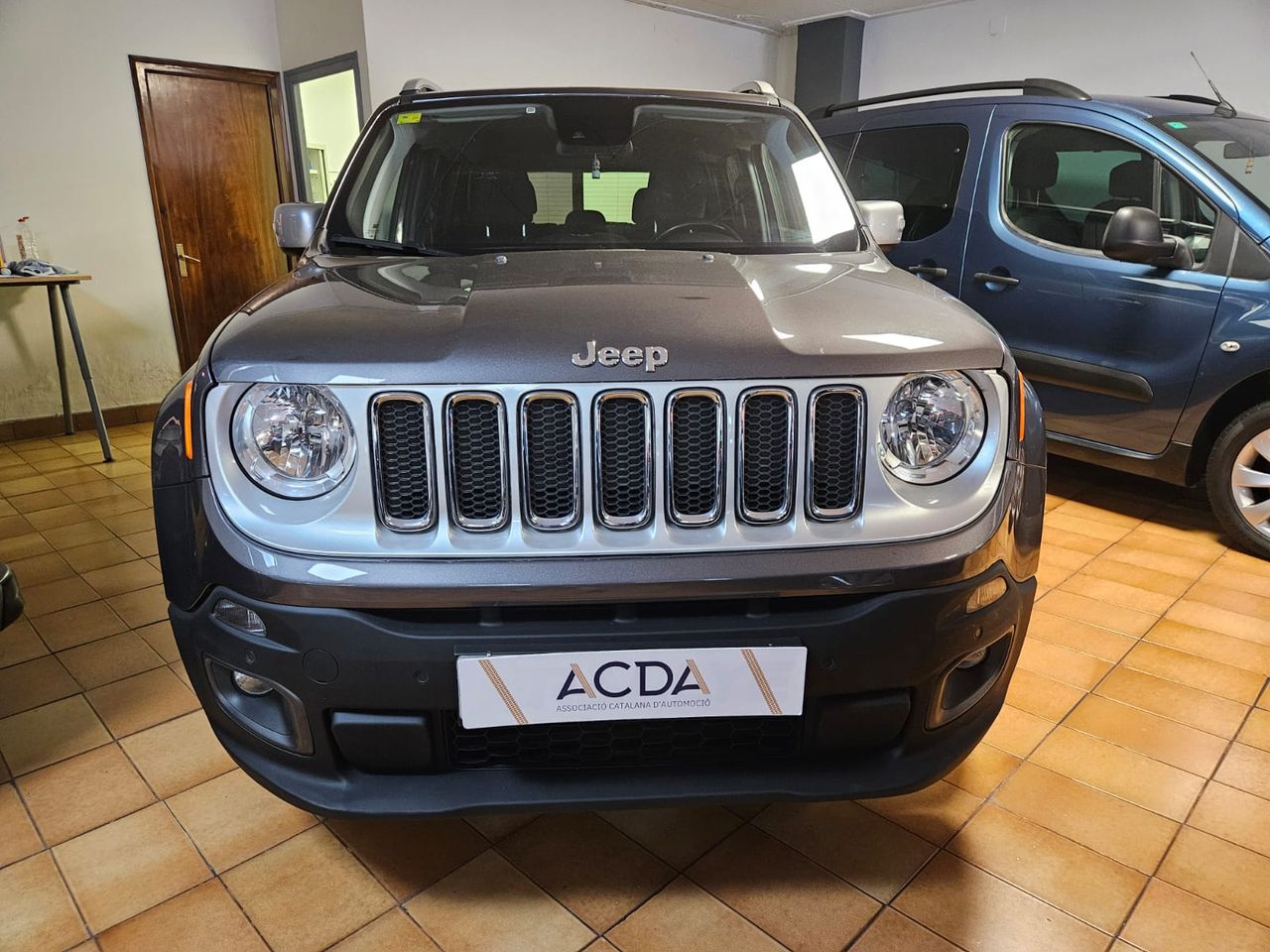 Jeep Renegade 1.4 Limited 4x2 103kW E6 5p.   - Foto 1