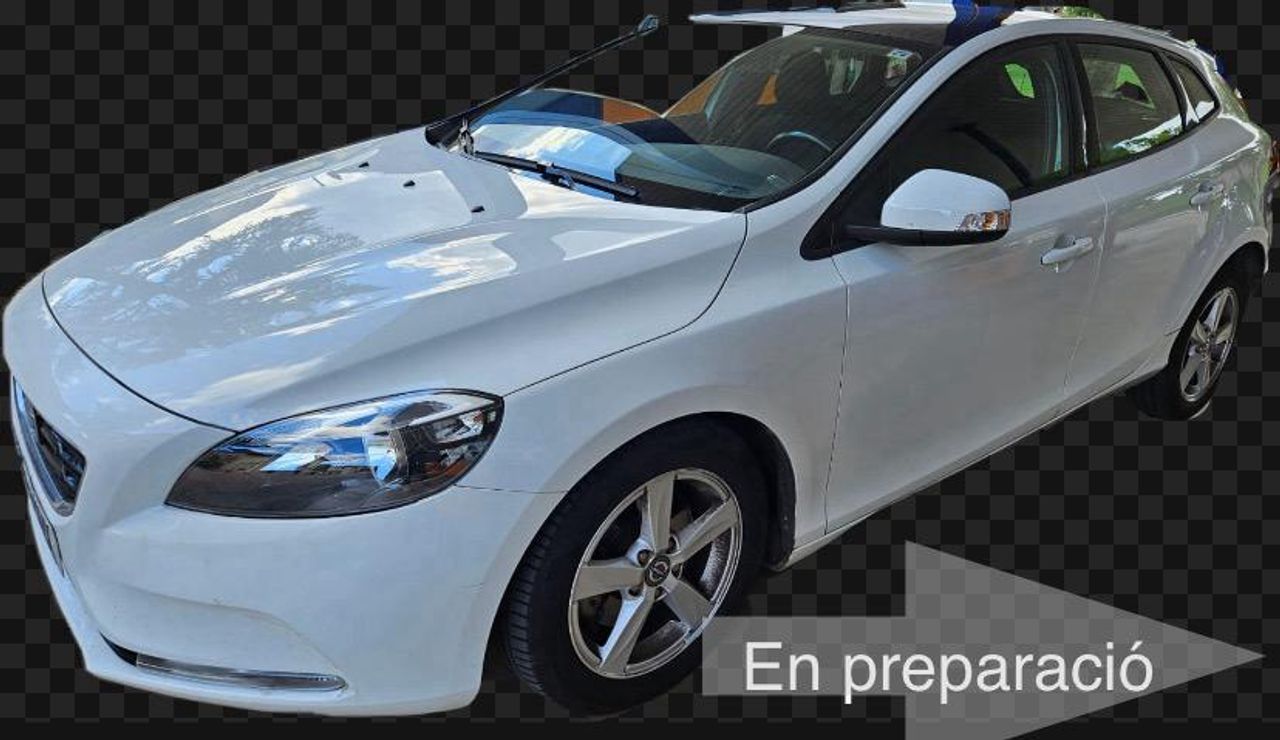 Volvo V40 Momentum 115cv   - Foto 1