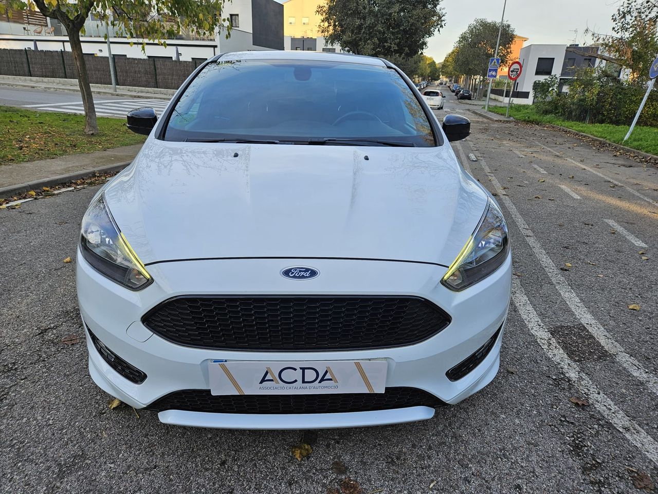 Ford Focus ST LINE  1.0 ECOBOOST 125CV   - Foto 1