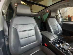 Volkswagen Touareg 3.0L TdV6 AWD Automático    - Foto 15