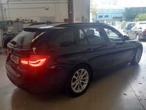 BMW Serie 3 Touring 320d Efficient Dynamics   - Foto 6