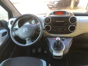 Citroën Berlingo 1.6 HDI 92 CV AÑO 2014   - Foto 13