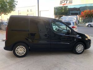 Citroën Berlingo 1.6 HDI 92 CV AÑO 2014   - Foto 9