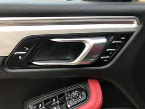 Porsche Macan PORSCHE MACAN TURBO   - Foto 17