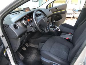 Peugeot 5008 PEUGEOT 5008 1.6 HDI 110 cv   - Foto 16