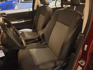 Jeep Patriot 2.0 Crd Sport - Foto 10