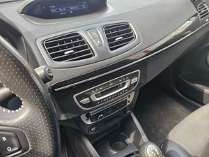 Renault Fluence Dynamique dCi 110 - Foto 8