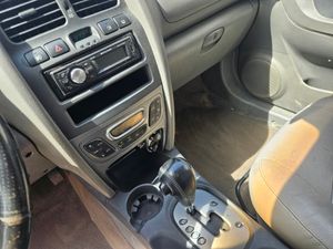 Hyundai Santa Fe 2.0 CRDi VGT Style Aut. - Foto 8