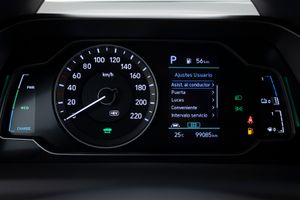 Hyundai IONIQ KLASS PLUG-IN HYBRID 1.6 GDI 141 cv AT6   - Foto 34