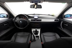 BMW Serie 3 318 i 2.0 129 cv   - Foto 4