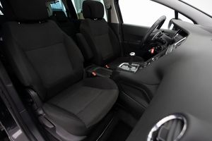 Peugeot 5008 1.6HDI 109 cv 7 PLAZAS   - Foto 24