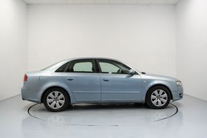 Audi A4 3.2 FSI quattro tiptronic 255cv  - Foto 32