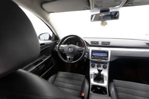 Volkswagen Passat 2.0 TDI 140 cv   - Foto 24