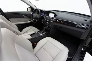 Mercedes Clase E CDI AVANTGARDE 2.2 BlueEFFICIENCY 170 cv   - Foto 25