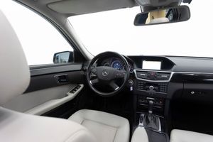 Mercedes Clase E CDI AVANTGARDE 2.2 BlueEFFICIENCY 170 cv   - Foto 18