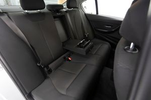 BMW Serie 3 318D AUTO 150 cv 2.0D   - Foto 16