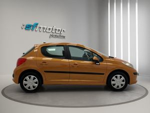 Peugeot 207 1.4 75 cv  - Foto 8