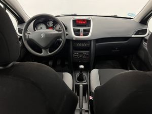 Peugeot 207 1.4 75 cv  - Foto 26