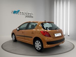 Peugeot 207 1.4 75 cv  - Foto 5