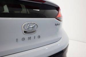 Hyundai IONIQ 1.6 GDI HEV KLASS DCT 141 cv   - Foto 46