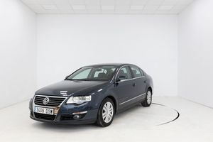 Volkswagen Passat 2.0 TDI 140 cv DSG   - Foto 2