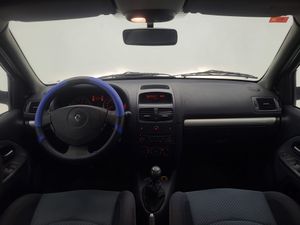 Renault Clio 1.2i 75 CV 16V   - Foto 4