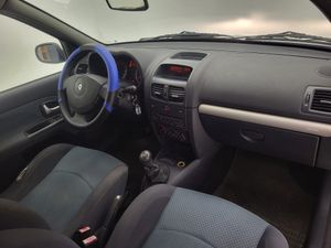 Renault Clio 1.2i 75 CV 16V   - Foto 22