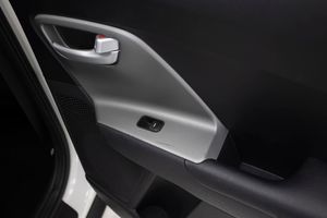 Kia Niro CONCEPT PLUG-IN HYBRID 1.6 141 cv AT6 E6D   - Foto 16