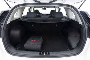 Kia Niro CONCEPT PLUG-IN HYBRID 1.6 141 cv AT6 E6D   - Foto 13