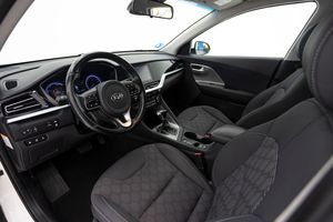 Kia Niro CONCEPT PLUG-IN HYBRID 1.6 141 cv AT6 E6D   - Foto 30