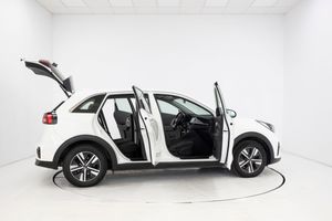 Kia Niro CONCEPT PLUG-IN HYBRID 1.6 141 cv AT6 E6D   - Foto 12
