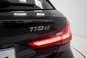 BMW Serie 1 LIM. 116D 1.5 115 cv AT7 E6D   - Foto 52