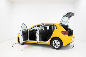 Volkswagen Polo 1.6TDI ADVANCE 95 cv   - Foto 23