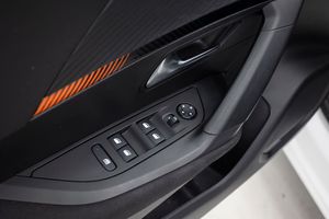 Peugeot 2008 ACTIVE 1.5 HDI 110 cv MT6 E6D   - Foto 25