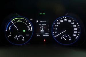 Hyundai Kona 1.6 GDI HEV KLASS DCT 141 cv   - Foto 36