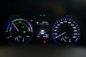 Hyundai Kona 1.6 GDI HEV KLASS DCT 141 cv   - Foto 38