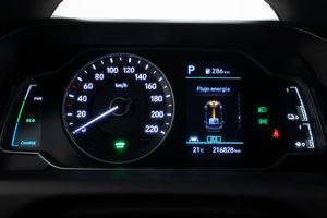 Hyundai IONIQ 1.6 GDI HEV 141 cv KLASS   - Foto 32