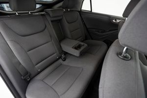 Hyundai IONIQ 1.6 GDI HEV 141 cv KLASS   - Foto 17