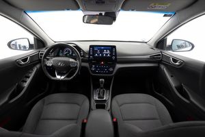 Hyundai IONIQ 1.6 GDI HEV 141 cv KLASS   - Foto 4