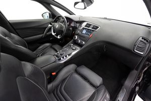 DS DS 5 HYBRID4 2.0 200 cv   - Foto 23