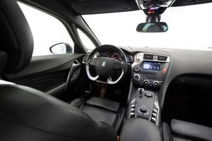 DS DS 5 HYBRID4 2.0 200 cv   - Foto 18