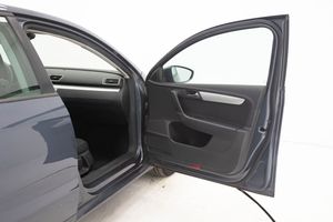 Volkswagen Passat BLUEMOTION 2.0 TDI 140 cv   - Foto 21