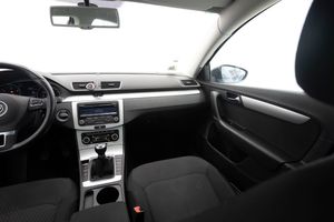 Volkswagen Passat BLUEMOTION 2.0 TDI 140 cv   - Foto 19