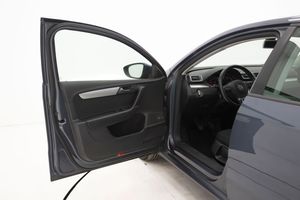 Volkswagen Passat BLUEMOTION 2.0 TDI 140 cv   - Foto 26