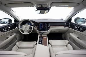 Volvo S60 2.0 T4 INSCRIPTION AUTO 190 cv   - Foto 5