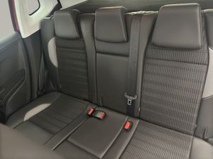 Peugeot 2008 Allure 1.6 BlueHDi 73KW (100CV)  - Foto 14