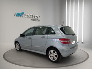 Mercedes Clase B 118   - Foto 11